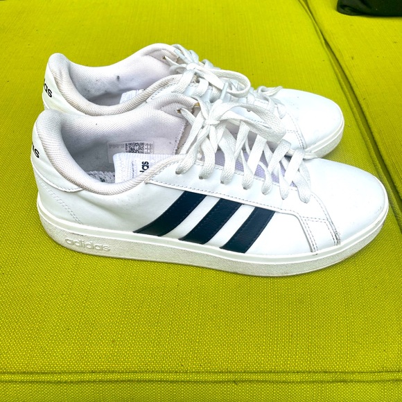 ADIDAS WOMENS SNEAKERS - Picture 3 of 7